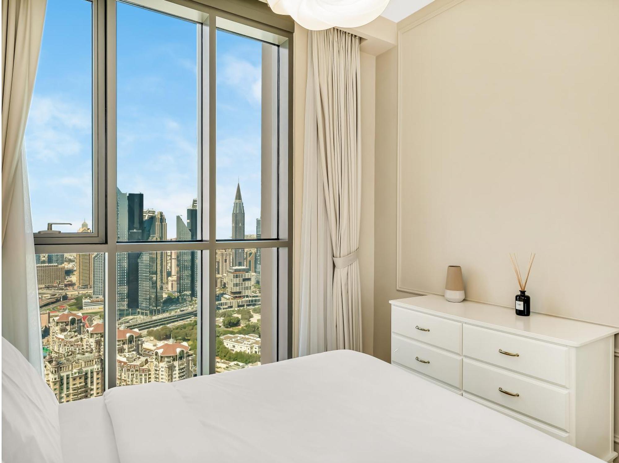 Brand New! Downtown Views Located On Mall شقة